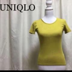 ユニクロ Tシャツ 半袖 マスタード Sサイズ 黄色 無地　シンプル　インナー