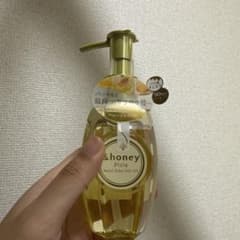 &honey Pixie Moist Silky Hair Oilのサムネイル
