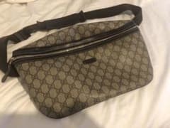 GUCCI グッチ ショルダーバッグのサムネイル