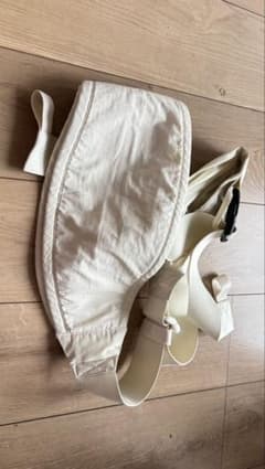 Konny コニー ヒップシート クリーム 数回使用のサムネイル