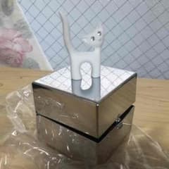 新品  ねこ ジュエリーBOXのサムネイル