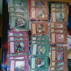 遊戯王聖刻デッキ(EX付き)のサムネイル