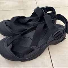 美品　KEEN ZERRAPORT2 28.0cm BLACK キーン　サンダルのサムネイル