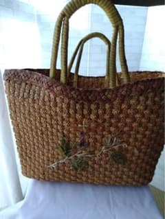 刺繍入り天然素材かごバッグのサムネイル