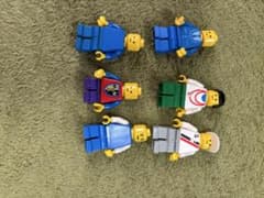 LEGO 当時物　ミニフィグ６体のサムネイル
