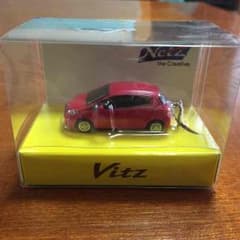TOYOTA VitzのチョロQ＊ピンク＊のサムネイル