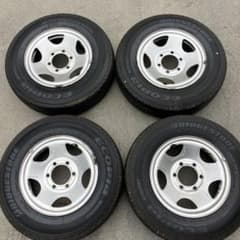 ブリヂストン 195/80R15 タイヤ・ホイールセット 15インチのサムネイル