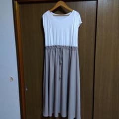 エニィスィスのワンピースのサムネイル