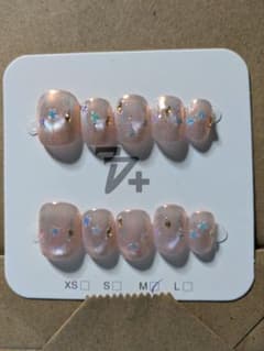 ネイルチップ ピンク系 Mサイズのサムネイル