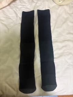 黒いスキーソックス 膝下丈のサムネイル