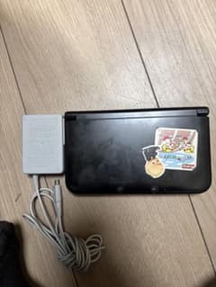 ニンテンドー3DS LL ブラック 本体 ACアダプター付きのサムネイル