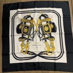 【シルク100% 箱付き】エルメス HERMES スカーフのサムネイル