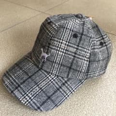 刺繍 入り かわいい お上品な チェック 柄 キャップ 帽子のサムネイル