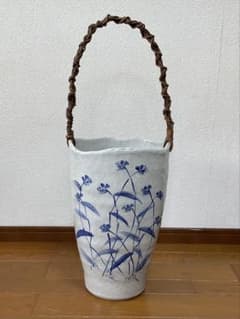 信楽焼き 壷久郎陶房 大型手付き花器 つゆ草ぶどう絵 陶器 - メルカリ