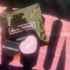 【最安値本日発送】blackpink JENNIEヘアゴムのサムネイル