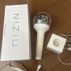 NiziU ペンライトのサムネイル