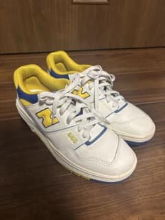 New Balance 550 スニーカー ホワイト イエロー ブルーのサムネイル