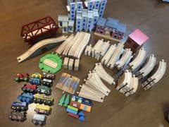 木製レール　まとめ売り　ブリオ　BRIO トイザらス　IKEAのサムネイル