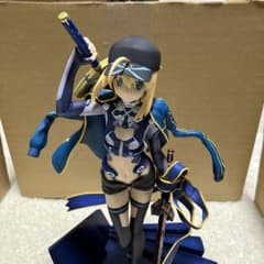 謎のヒロインX フィギュアのサムネイル