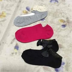 靴下   ３足です。のサムネイル