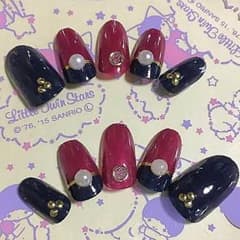6.ネイビーとボルドーのバイカラーネイル【現品限り】のサムネイル