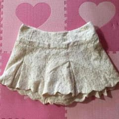 レース　ズボンのサムネイル
