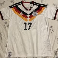 【美品】サッカードイツ代表　ヴィルツ　ユニホームのサムネイル
