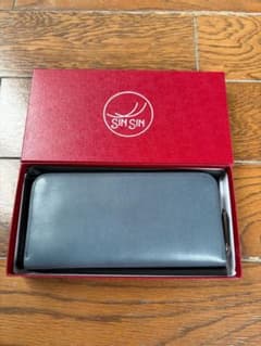 新品 未使用SIN SIN 長財布 ブルーグレー フルオプション 完売！レザーのサムネイル