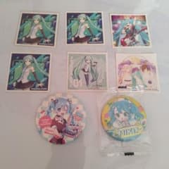 VOCALOID初音ミク ステッカー バッジ 8点セット⚠️期間限定値下げ中のサムネイル