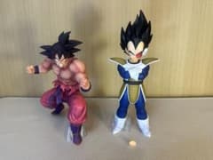 ドラゴンボール一番くじ　A賞ベジータ、C賞孫悟空フィギュアのサムネイル