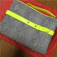 バナーバレット クラッチバッグ パイソン柄のサムネイル