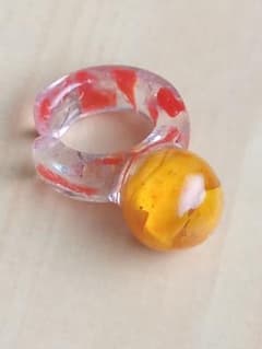 【一点物】ハンドメイド イヤーカフ レジン オレンジ レッド 片耳 アクセサリーのサムネイル