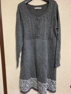 ニットワンピースのサムネイル