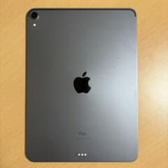 iPad Pro 11インチ 第1世代 256GB 画面割れ、充電端子不良 - メルカリ