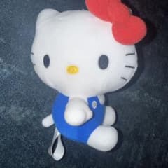 キティーちゃんぬいぐるみのサムネイル