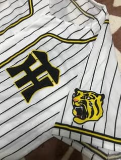 阪神タイガースＴシャツのサムネイル