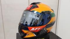 レア物 MT HELMETS モレイラ アイルトンセナトリビュート MotoGP レア物 MT HELMETS モレイラ アイルトンセナトリビュート MotoGP