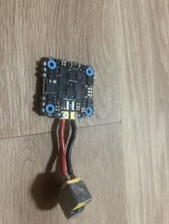 ドローン FLIGHT CONTROLLER F722 40A BL32 AIOのサムネイル