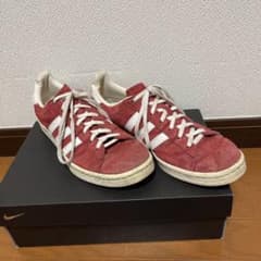 スニーカーのサムネイル