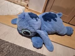 スティッチ ぬいぐるみ Disney だきぬいぐるみ 抱き枕 寝そべり - メルカリ