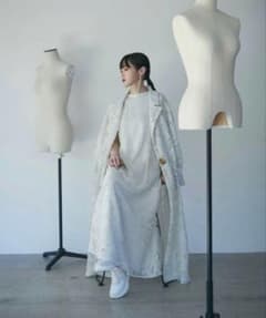 【新品未使用】VALENTINA GOLD BUTTON LACE COATのサムネイル