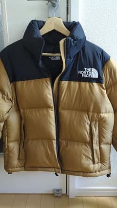THE NORTH FACE Nuptse Jacket Lのサムネイル