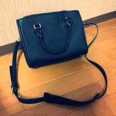 ZARAハンドバッグ兼ショルダーバッグのサムネイル