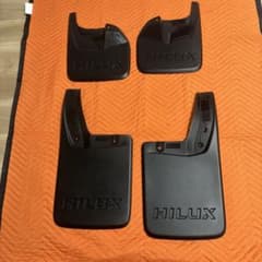 HILUX マッドガード 泥除け 前後左右 4枚セットのサムネイル