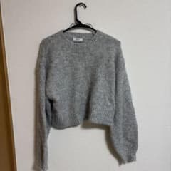 efforia グレー クロップドニット 長袖のサムネイル