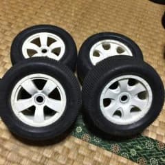 ラジコンタイヤ Truggy1/8のサムネイル