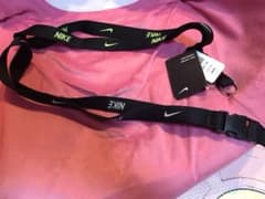 ☆まちゃ様専用☆  NIKE ネックピースのサムネイル