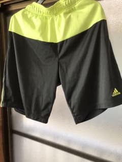 アディダス ハーフパンツのサムネイル