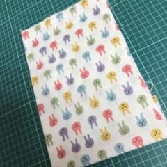 ダブルガーゼ　はぎれ　うさぎ柄のサムネイル