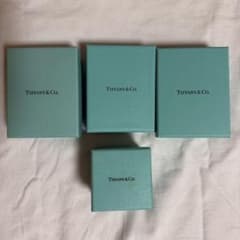【4点セット】TIFFANY&Co. ティファニー 空箱 ケース（リボン付き）のサムネイル